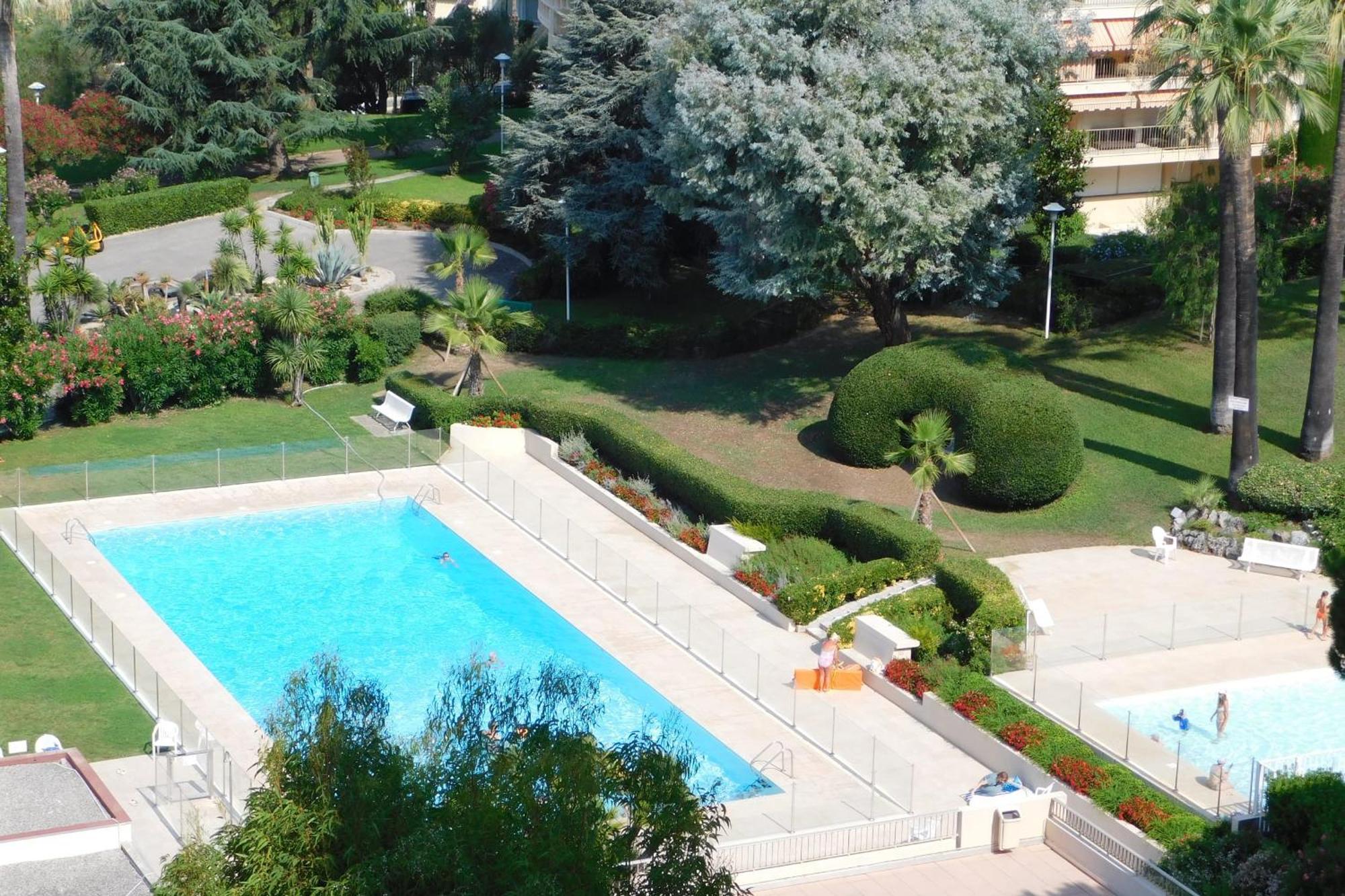 Appartement Charming T2 Eden Park With Swimming Pool Private Parking à Juan-les-Pins Extérieur photo